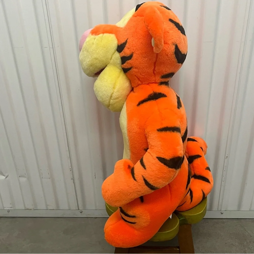 HUGE 22 inch Tigger Stuffed Animal Disney Plush Doll Toy Winnie the Pooh Tiger - Picture 4 of 5